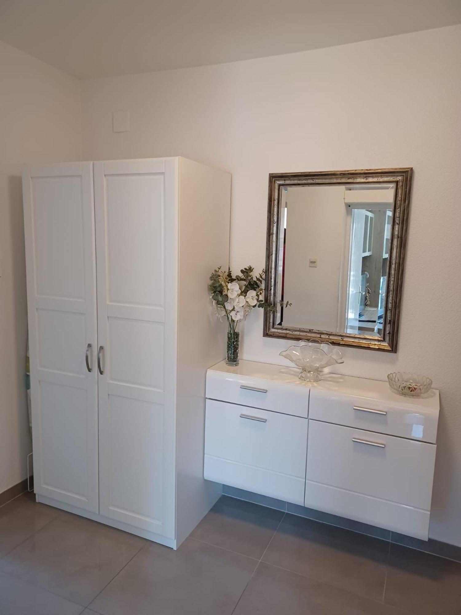 Studio Apartman Marija Трогир Екстериор снимка